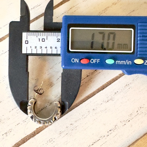 Vintage 925 Sterling Silver Heart Design Semi Hoop Earrings - Picture 7 of 7